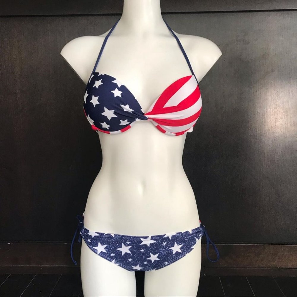 California Waves American USA push up top bikini